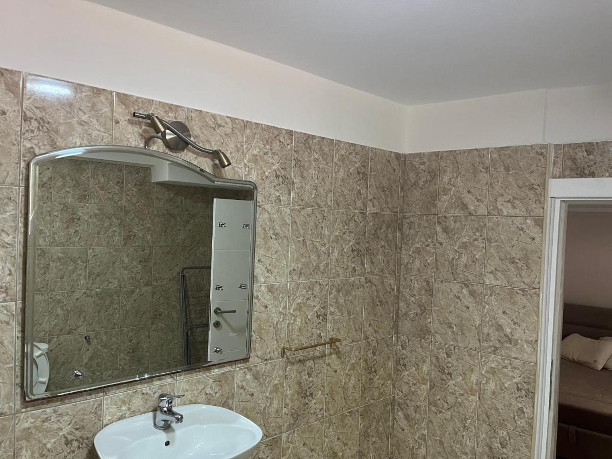 Legatum I - Bay Sight Apartment Kotor Exterior photo