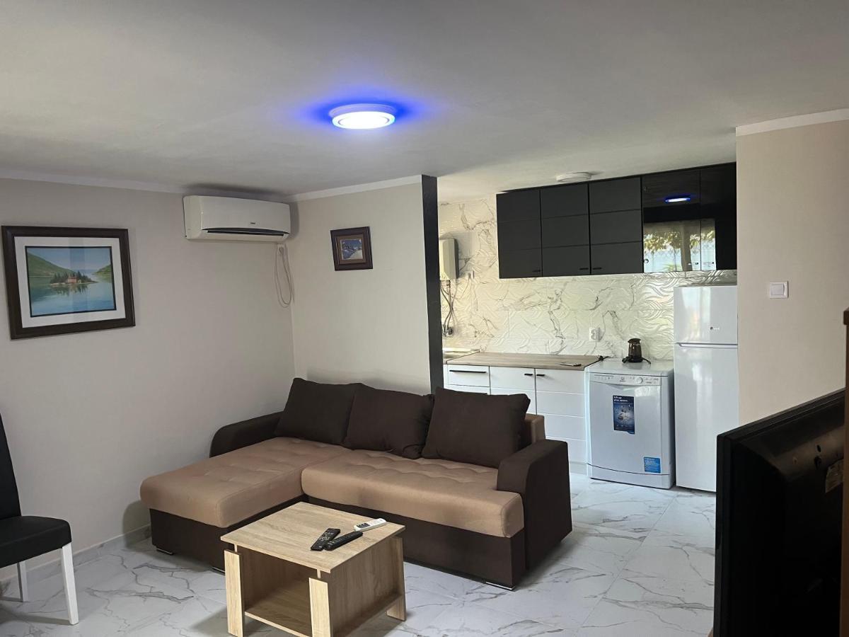 Legatum I - Bay Sight Apartment Kotor Exterior photo