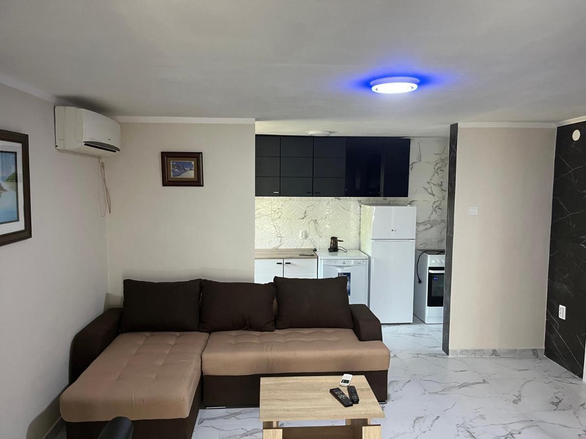 Legatum I - Bay Sight Apartment Kotor Exterior photo